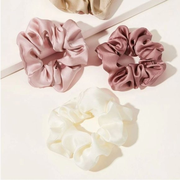Accessories - Rose Neutral Scrunchies Set 4